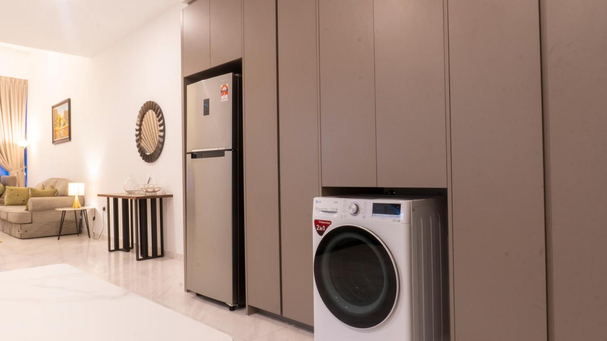 Moonway Suites At Eaton Klcc Куала Лумпур Екстериор снимка