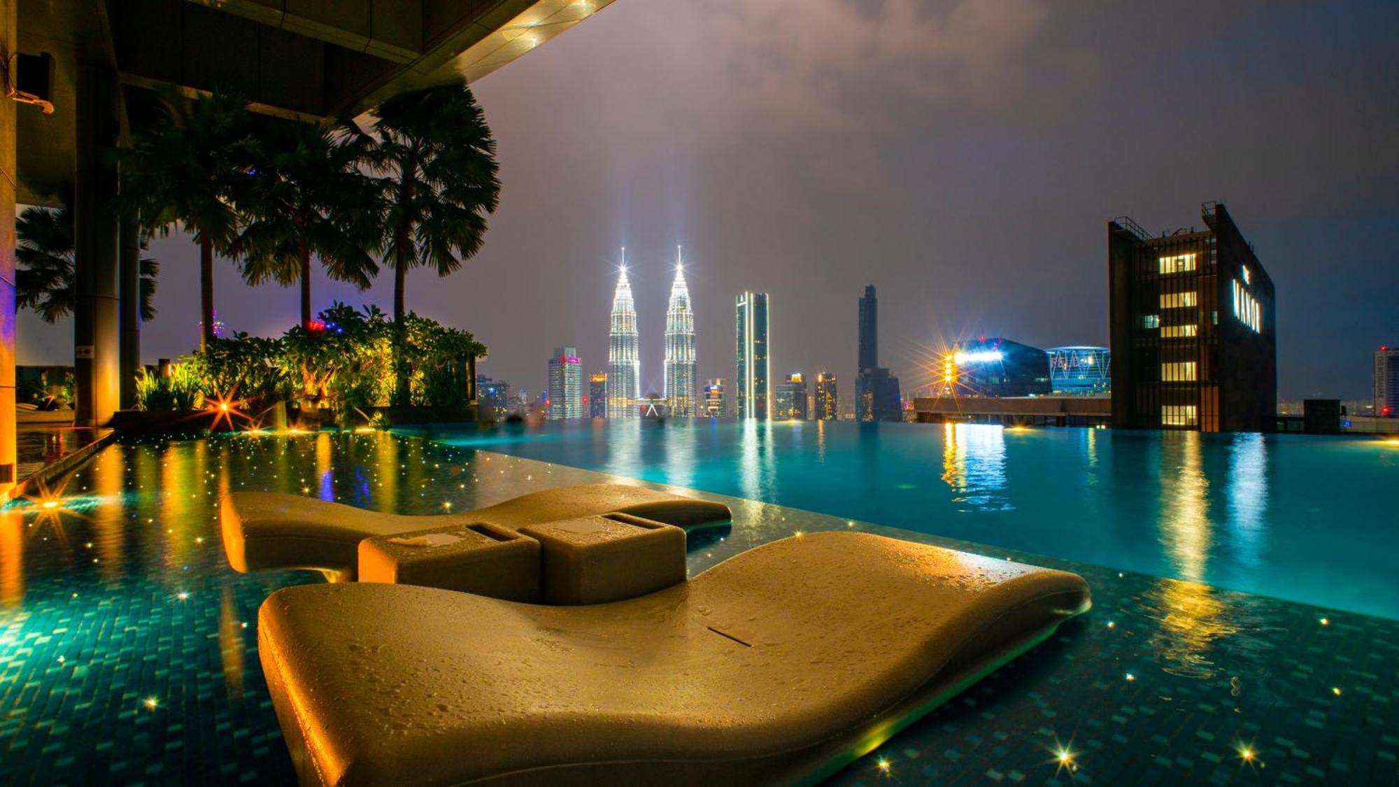 Moonway Suites At Eaton Klcc Куала Лумпур Екстериор снимка